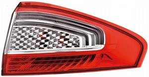 GR OTTICO P/DX EST A LED FORD MONDEO 5P 10/10>